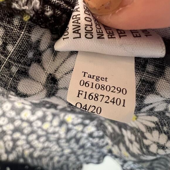 WILD FABLE DITSY DAISY FLORAL BLACK OSFM - Picture 6 of 10